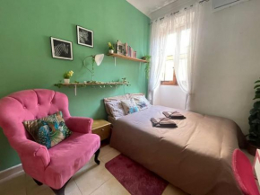 Cool - 2 Minutes From Sea